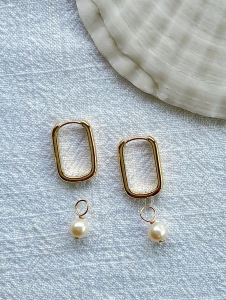 'Ū Hoops with Freshwater Pearl Drop